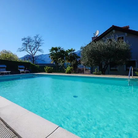 Girasole Casa Rossa A Ξενοδοχείο με διαμερίσματα Colico