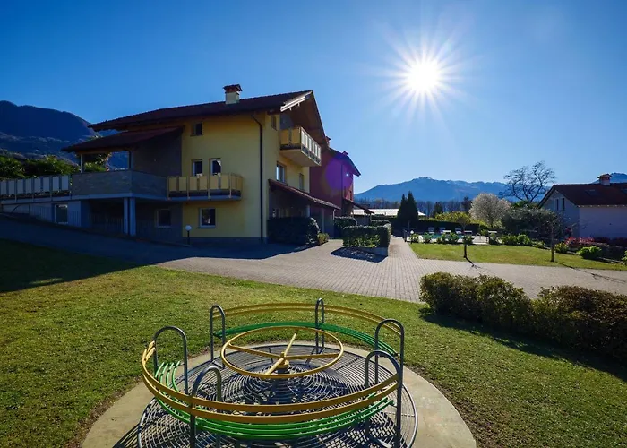 Girasole Casa Rossa A Colico