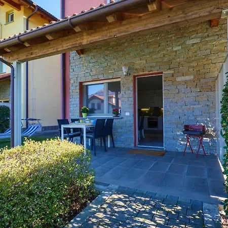 Apartmanhotel Girasole Casa Rossa A