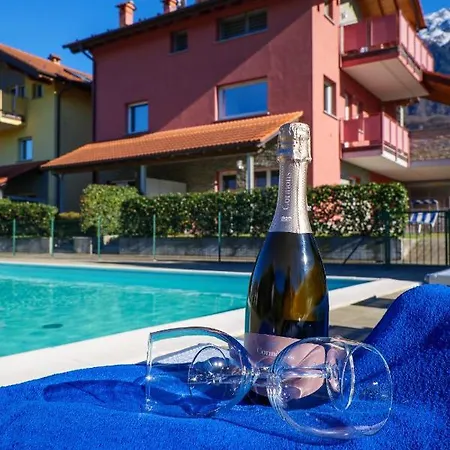 Lejlighedshotel Girasole Casa Rossa A 3*