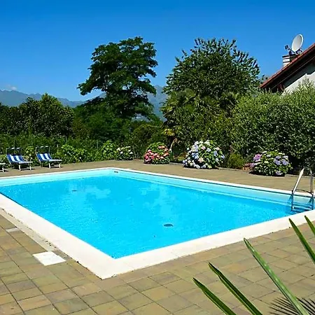 Lejlighedshotel Girasole Casa Rossa A Colico