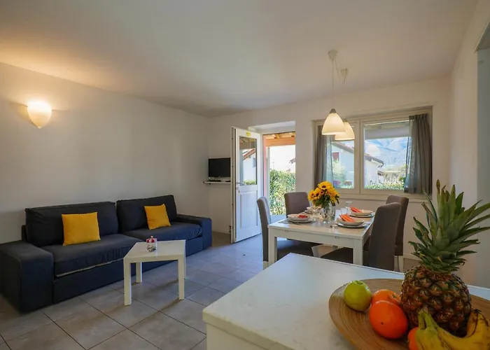 Apartmanhotel Girasole Casa Rossa A