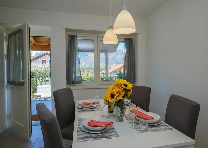 Apartmanhotel Girasole Casa Rossa A