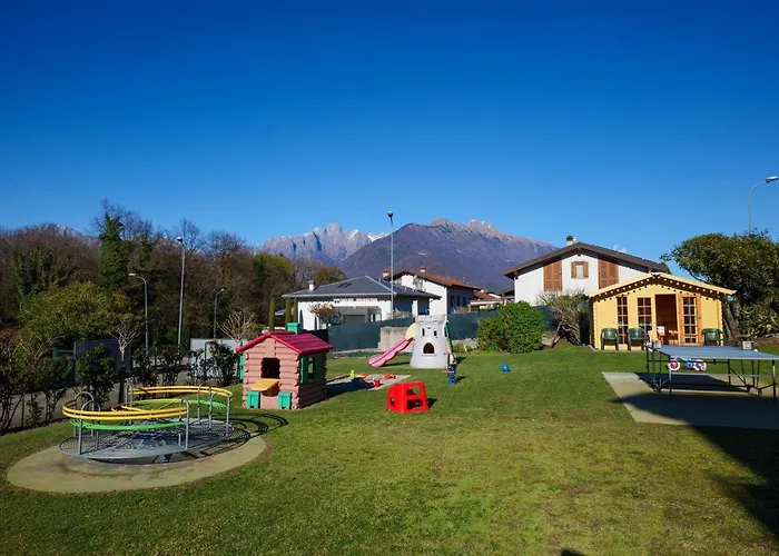 Apartmanhotel Girasole Casa Rossa A Colico