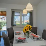 Lejlighedshotel Girasole Casa Rossa A