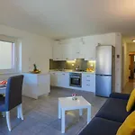 Girasole Casa Rossa A Lejlighedshotel