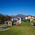Lejlighedshotel Girasole Casa Rossa A Colico