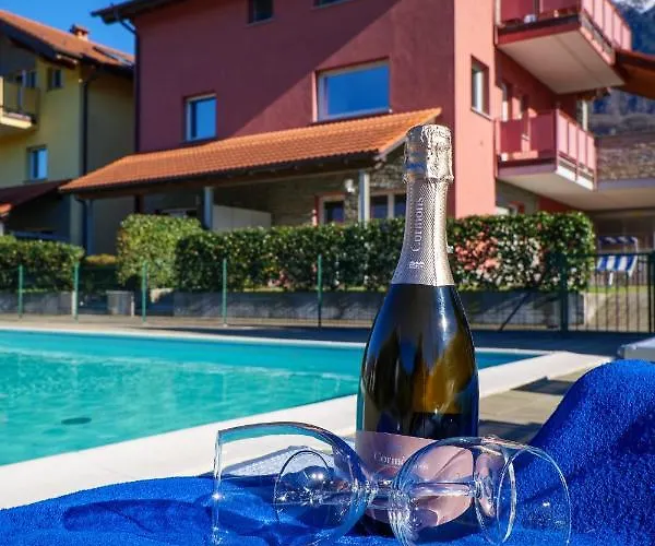 Aparthotel Girasole Casa Rossa A 3*