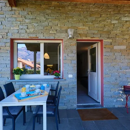 Girasole Casa Rossa A מלון דירות