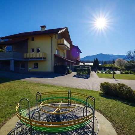 Girasole Casa Rossa A Colico